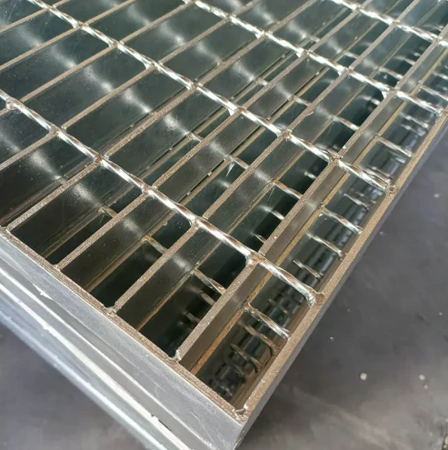PRESĂ GALVANIZATĂ HOTĂ DISPENIZATĂ PRESĂ SUDED - Blocat de oțel blocat